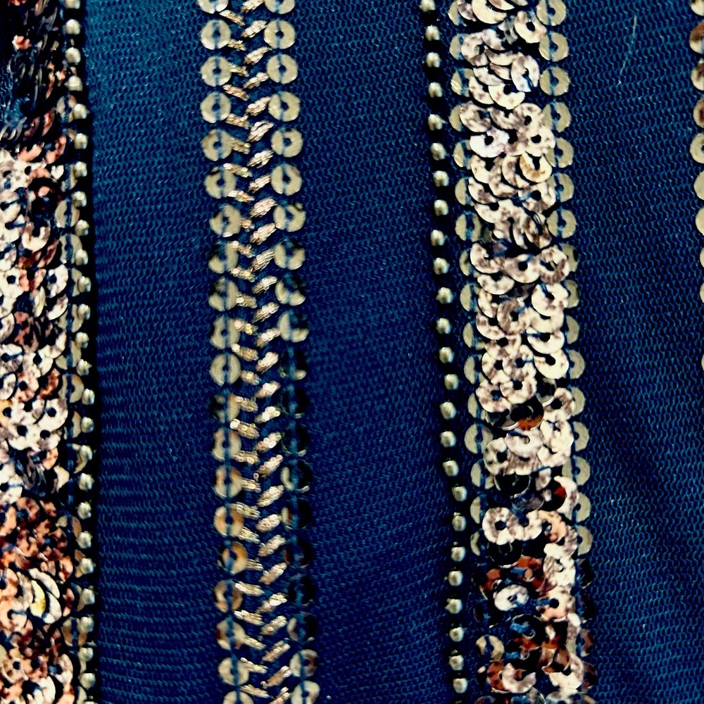 Sequined Racerback Tank Top - Picture 6 of 7